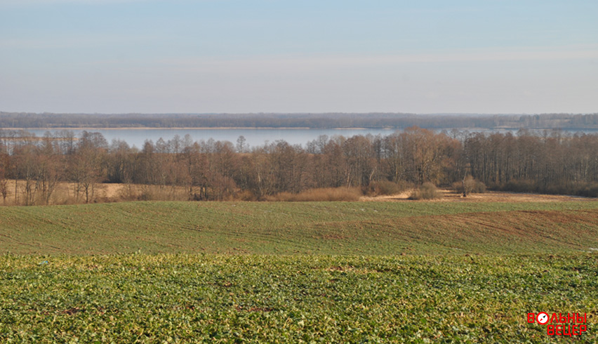 Озеро Мядель